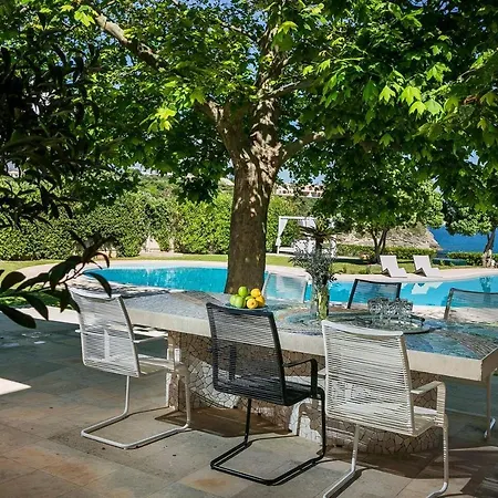 6 Bedroom Luxury Above Ai Helis Beach