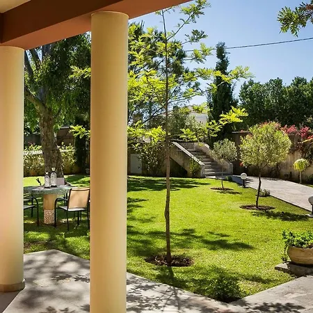6 Bedroom Luxury Above Ai Helis Beach *